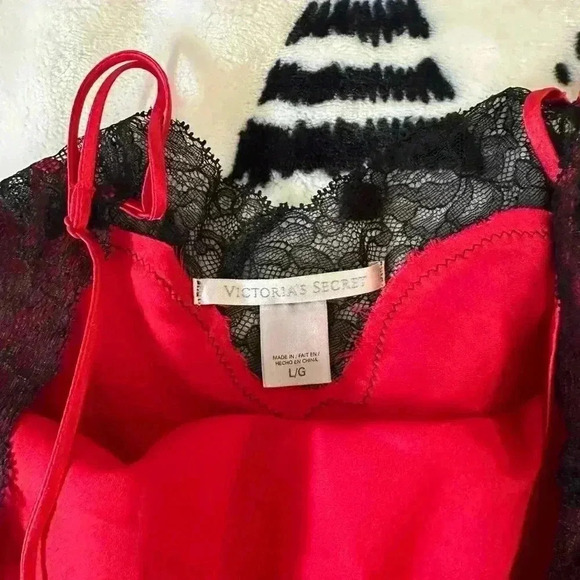 Vintage Victoria’s Secret slip dress size large - Picture 4 of 5